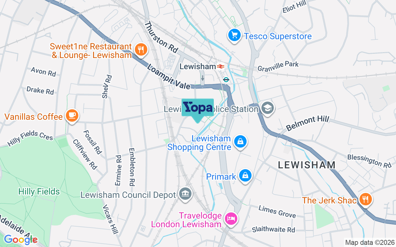 Map showing the location of SE13 7GB