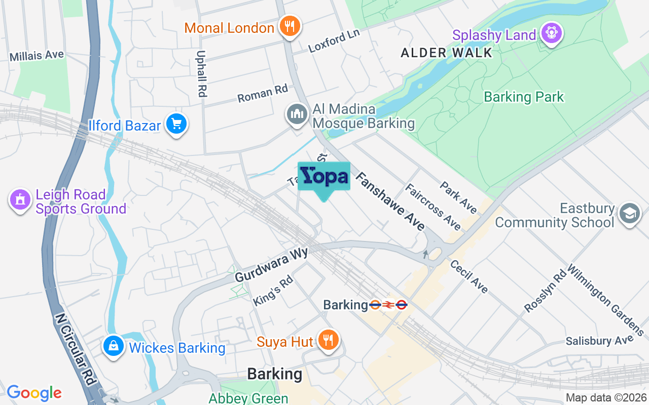 Map showing the location of IG11 8RJ