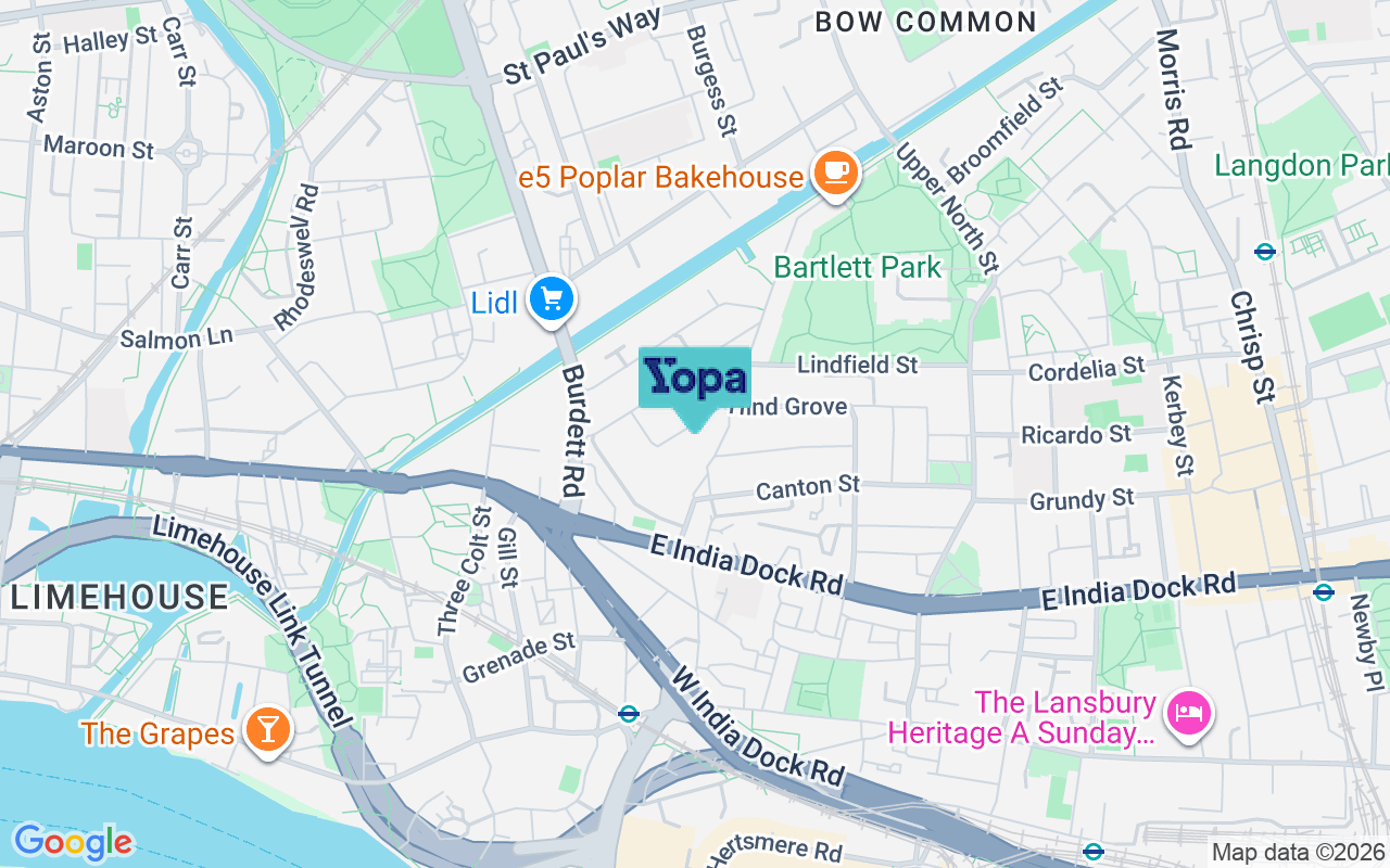 Map showing the location of E14 7DW