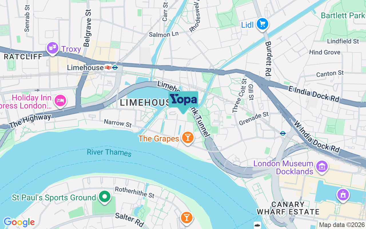 Map showing the location of E14 8BQ