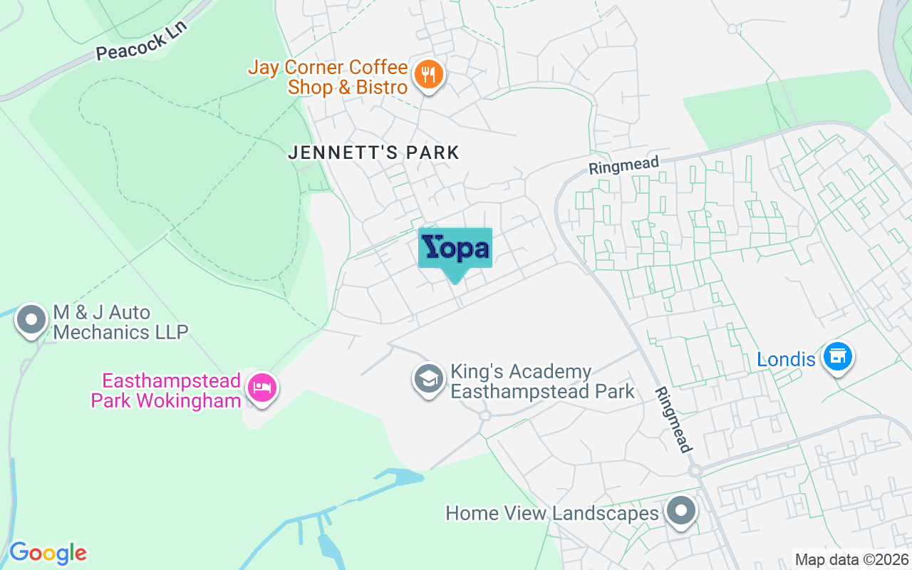 Map showing the location of RG12 8ET