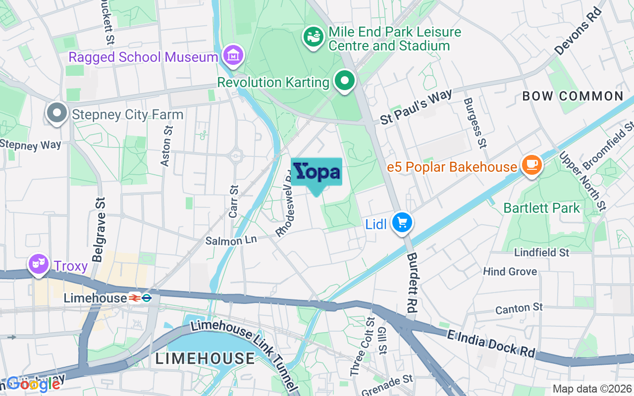 Map showing the location of E14 7TP