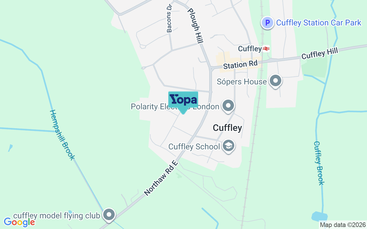 Map showing the location of EN6 4LJ
