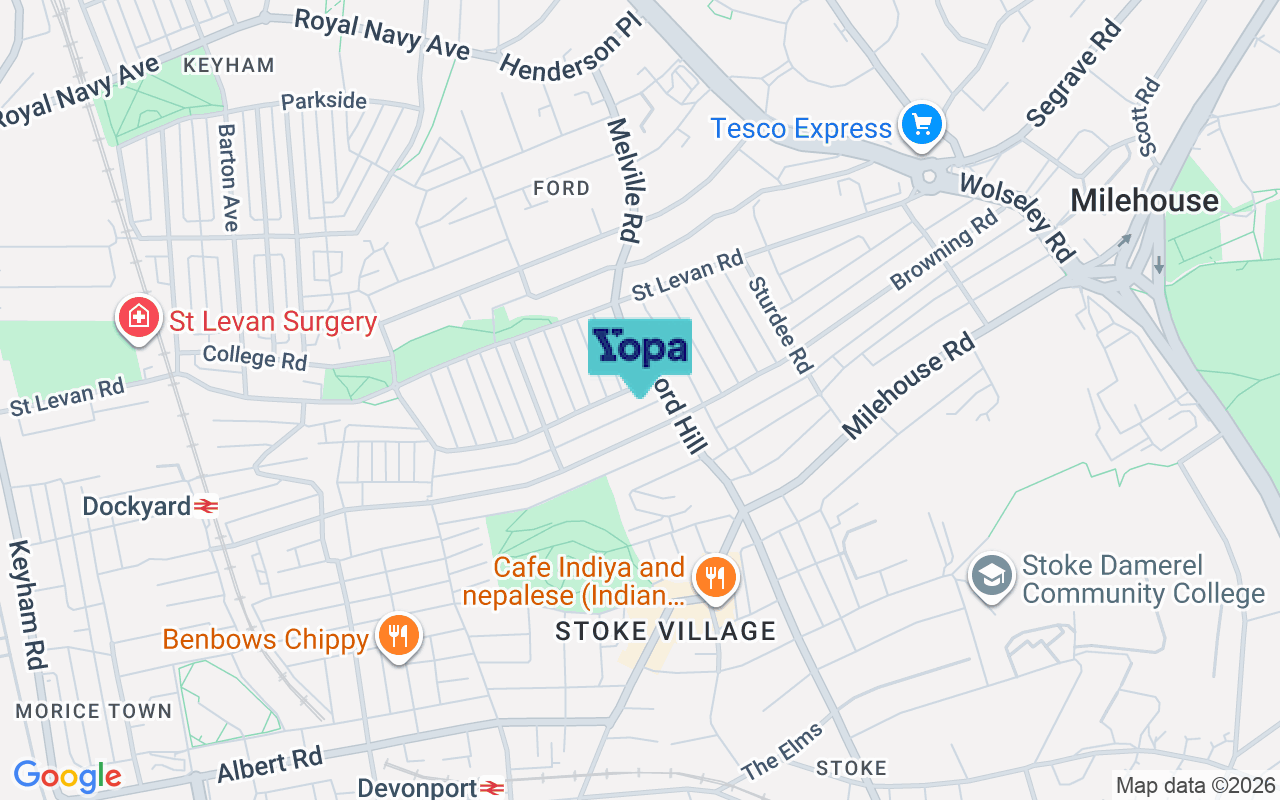 Map showing the location of PL2 1HT