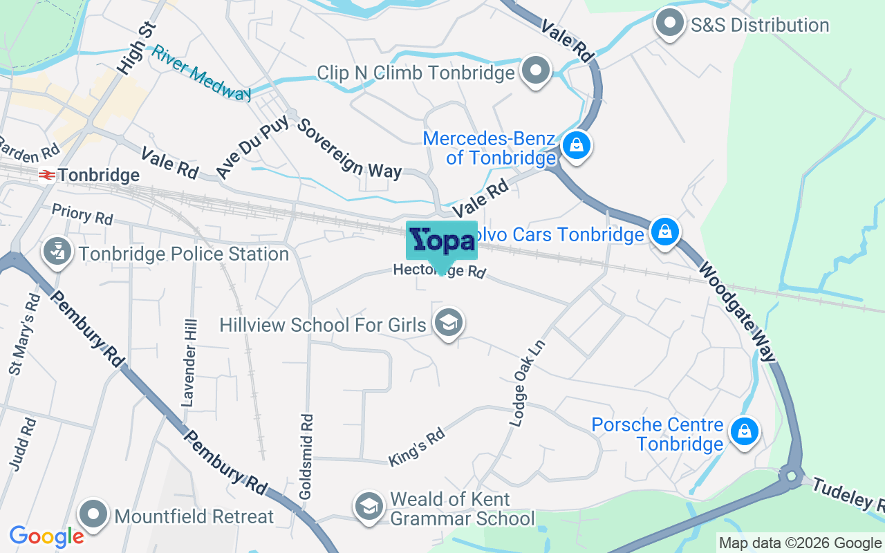 Map showing the location of TN9 2DR