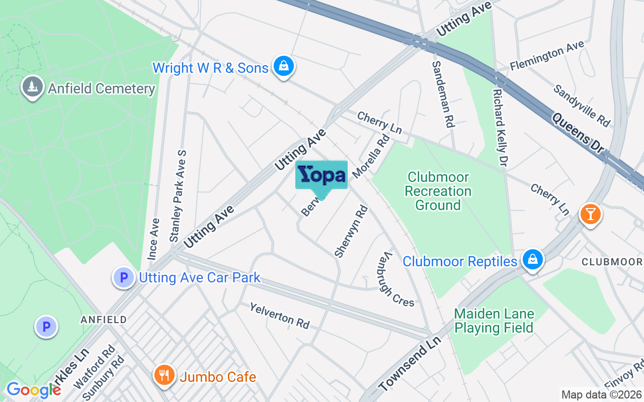 Map showing the location of L4 7TJ