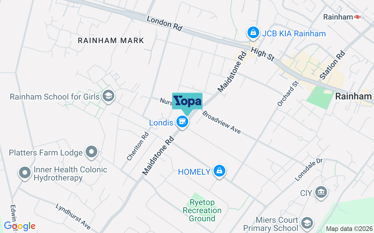 Map showing the location of ME8 0DR