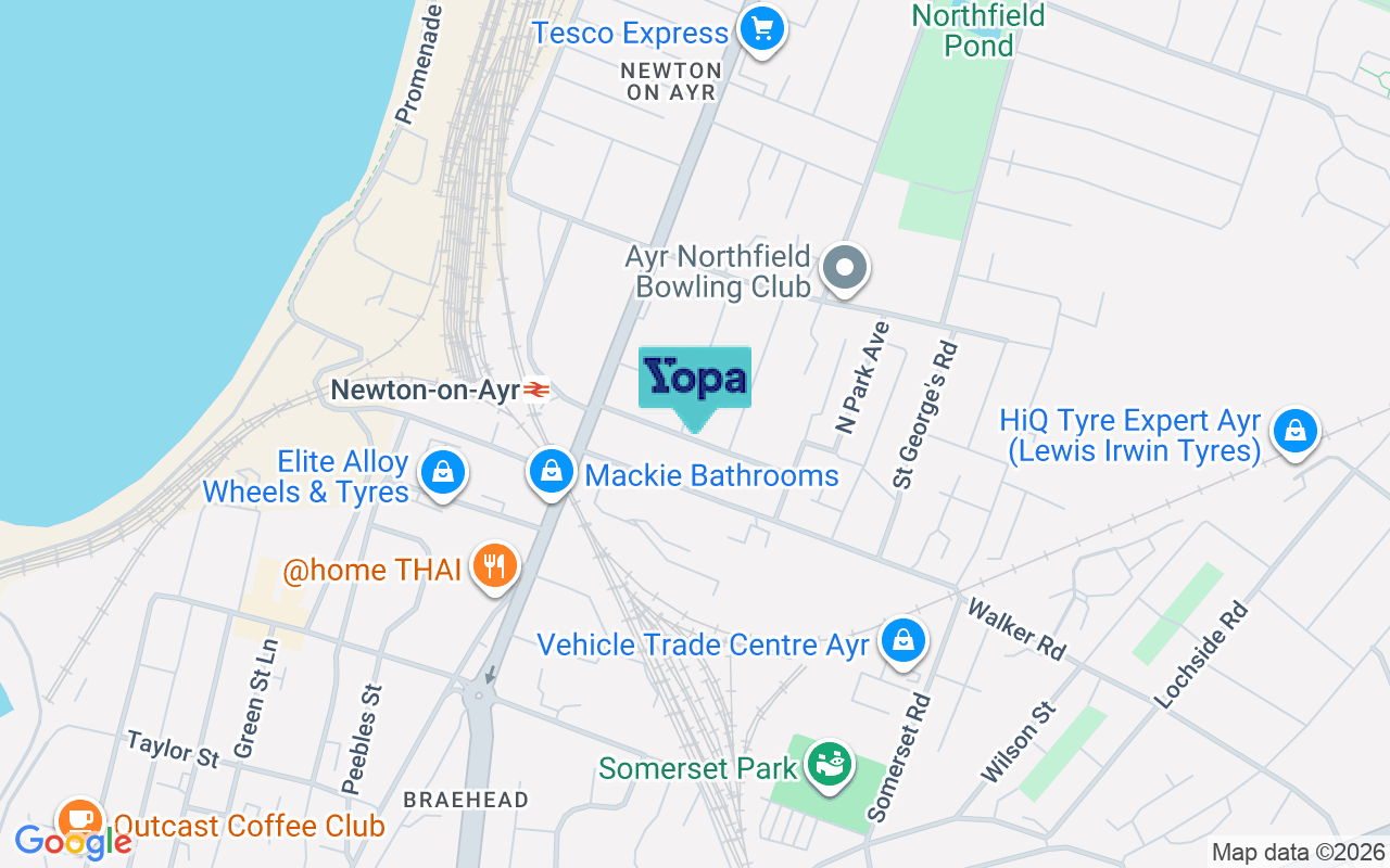 Map showing the location of KA8 9AS