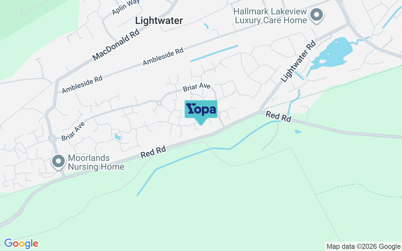 Map showing the location of GU18 5YW
